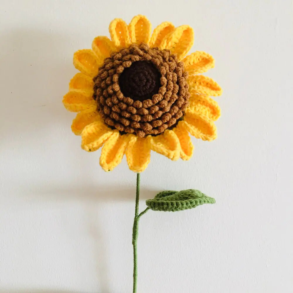 Girasol de ganchillo hecho a mano para decoración