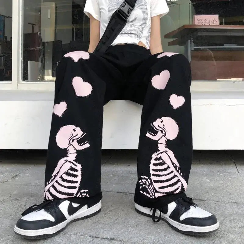 Estilo Único: Pantalones de Pierna Ancha con Estampado de Calaveras